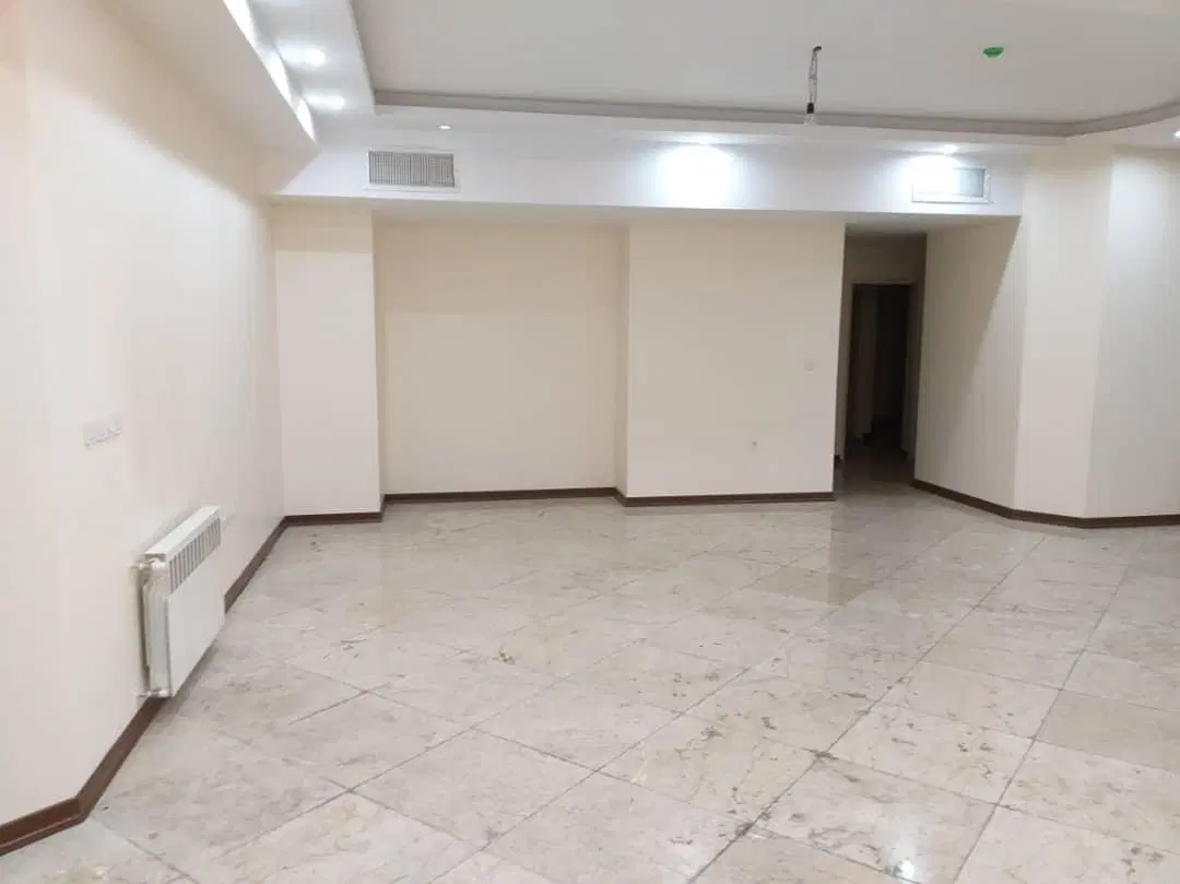 ۱۳۵متر۳خواب۴ساله،فول امکانات همایونشهرستارخانبقیمت