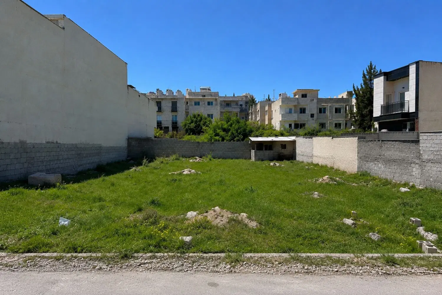 زمین خوش قواره