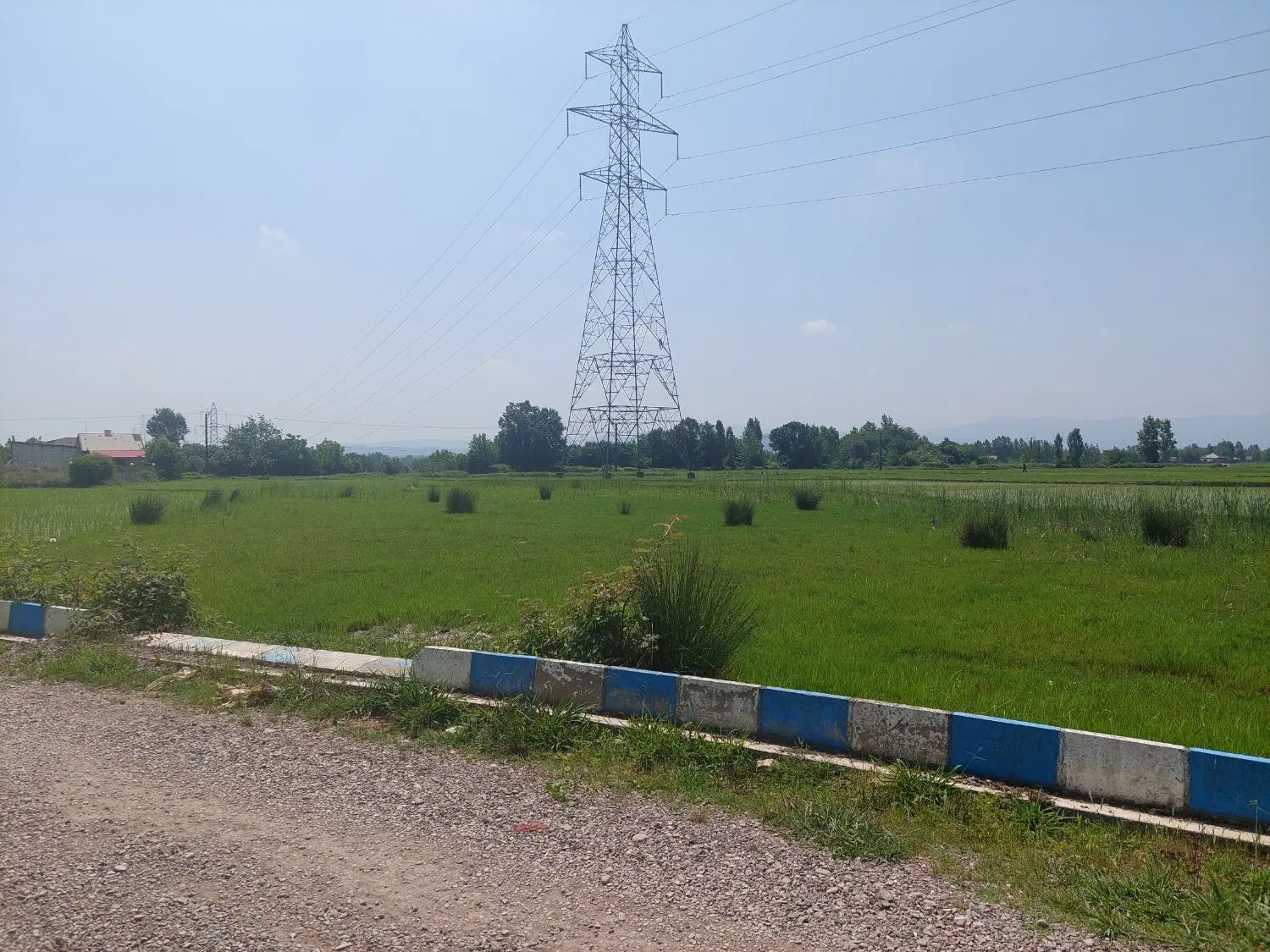 یک قطعه زمین