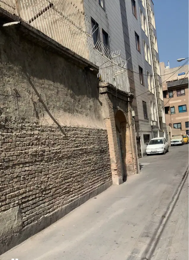 279.25 متر کلنگی