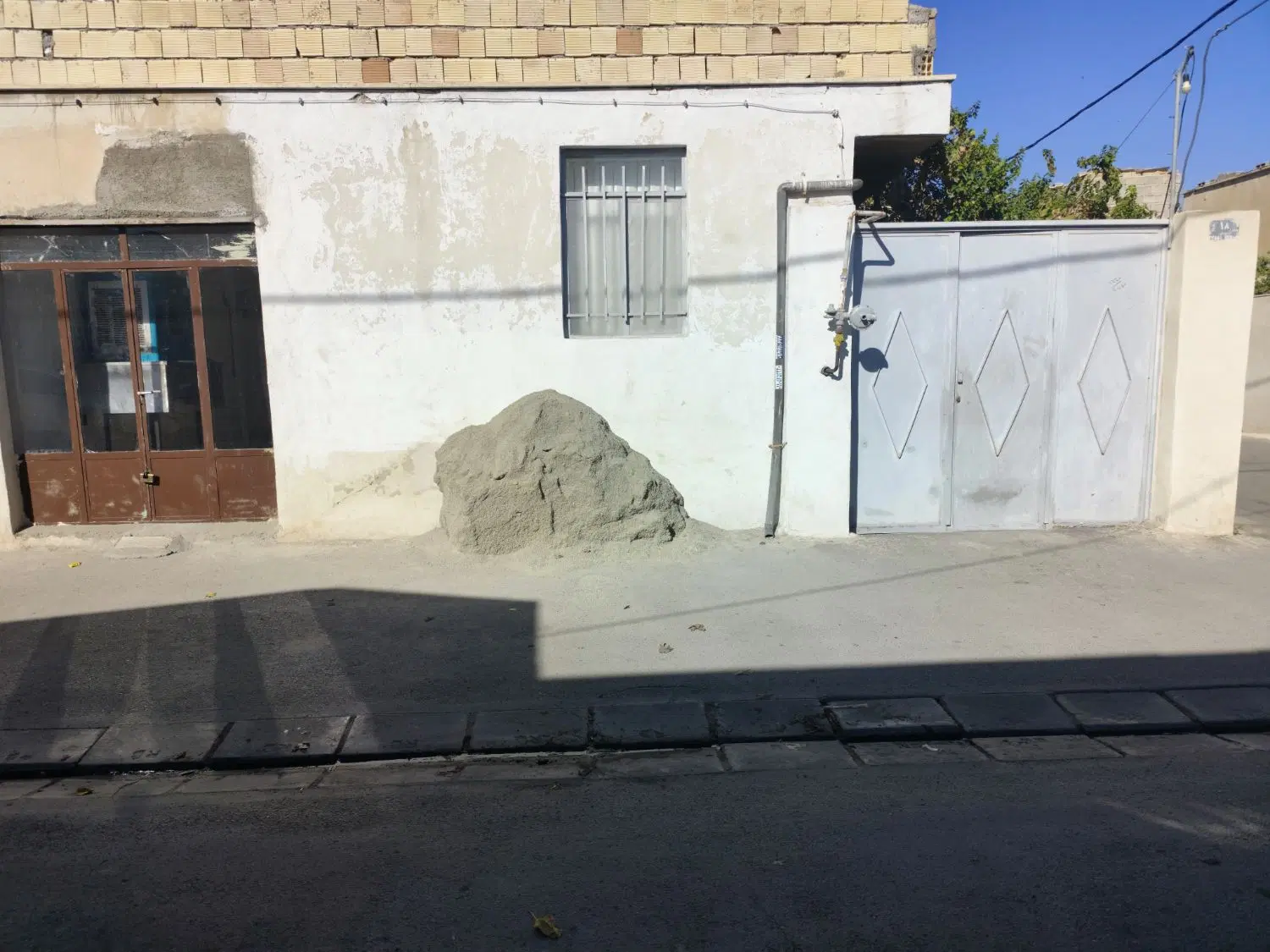 خانه ویلایی +مغازه