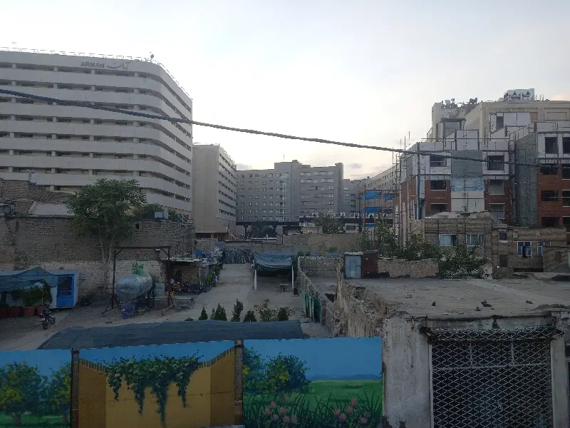 زمین متراژ۵۶۰متر باپروانه ساخت