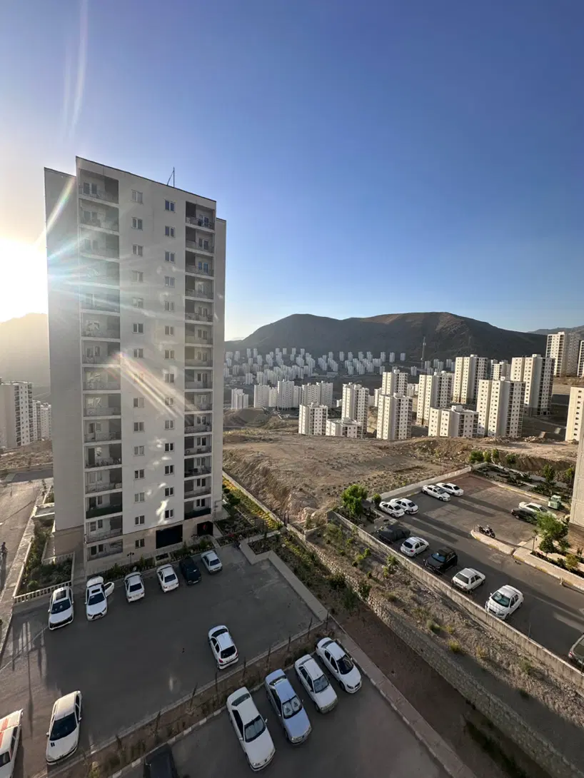 فاز۱۱پردیس دوطرف ویوباز لوکیشن وارتفاع جهت جنوبی غ