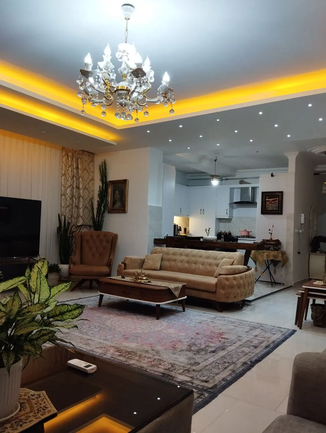 آپارتمان ۱۲۰ متر در ۸ شهریور