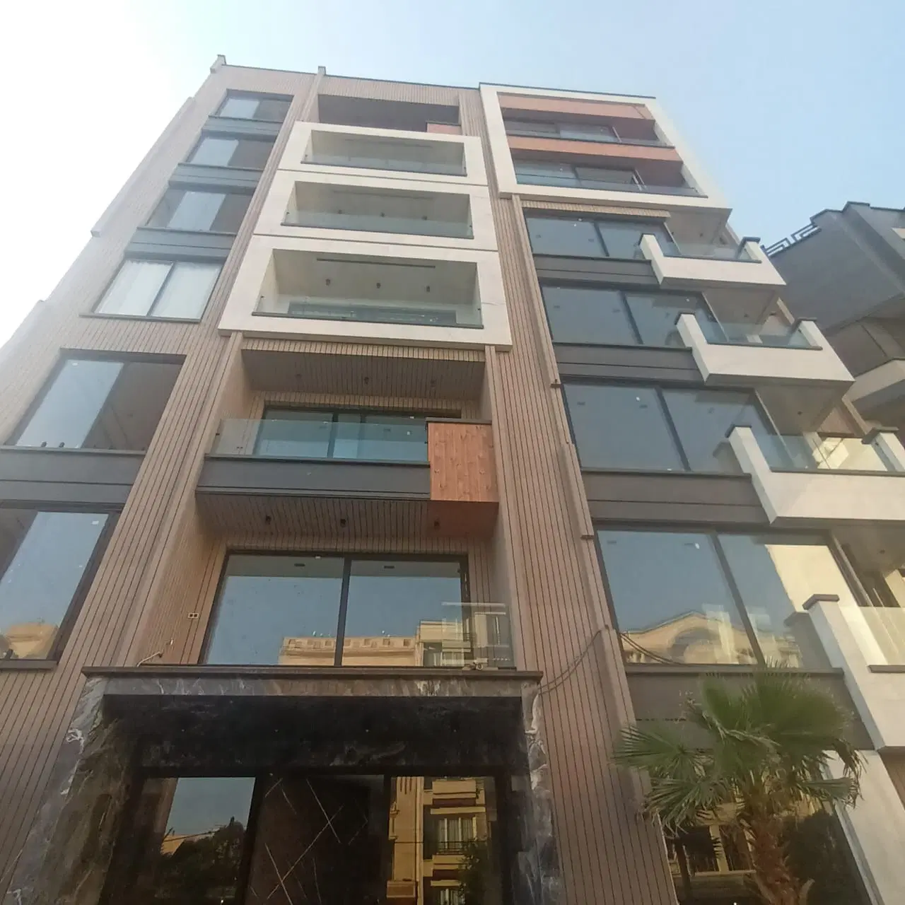 نوساز فول مشاعات ۱۶۰ متر.اگهی بدون واسطه