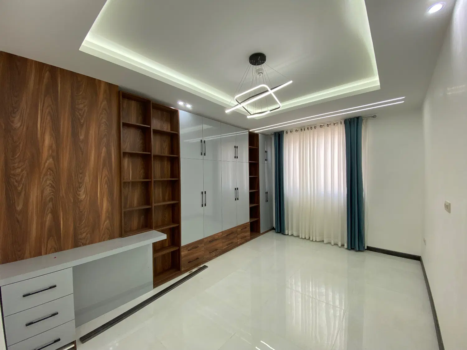 ۲ خوابه تکمیل شمالی جنوبی لوکس