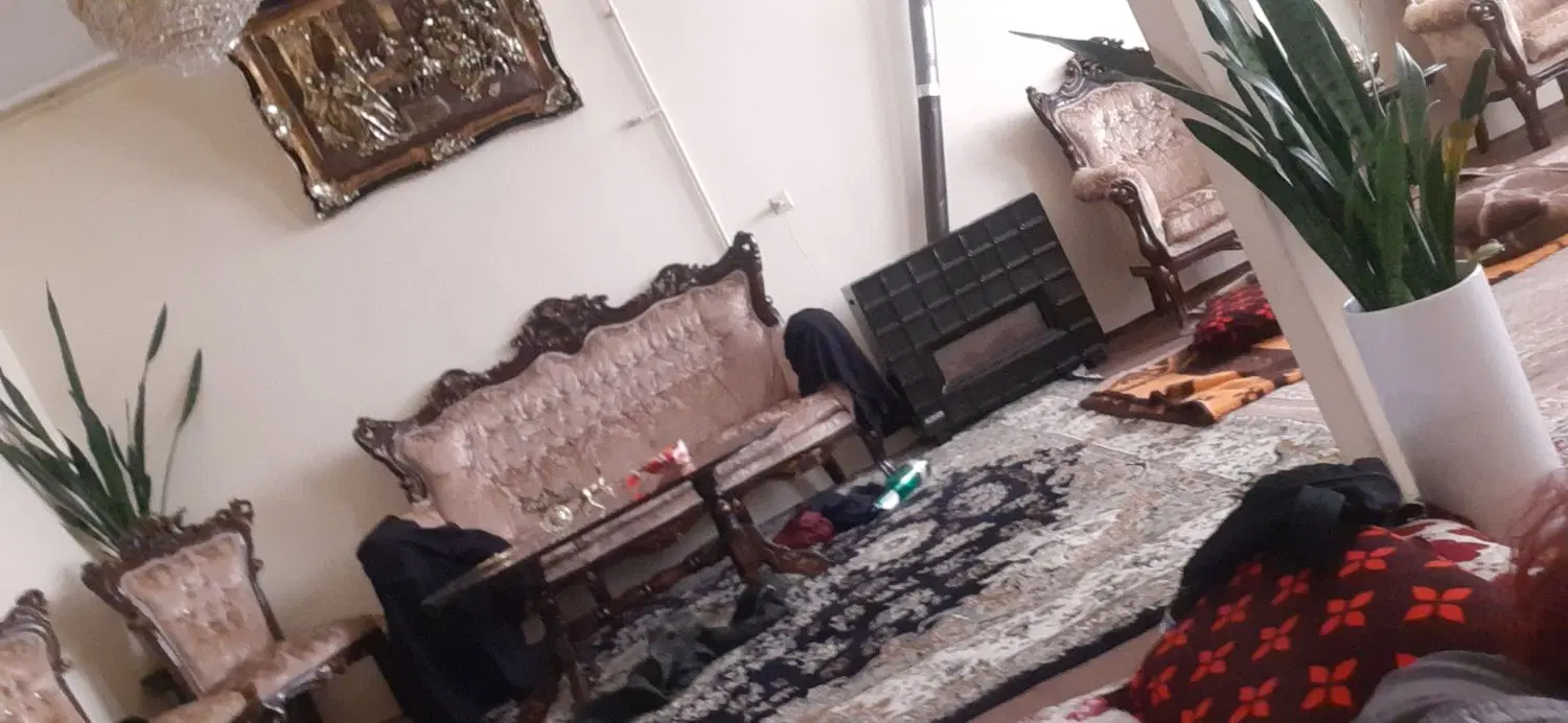 خانه ویلایی220متری دربست درقلب شهر. بلواربهشتی