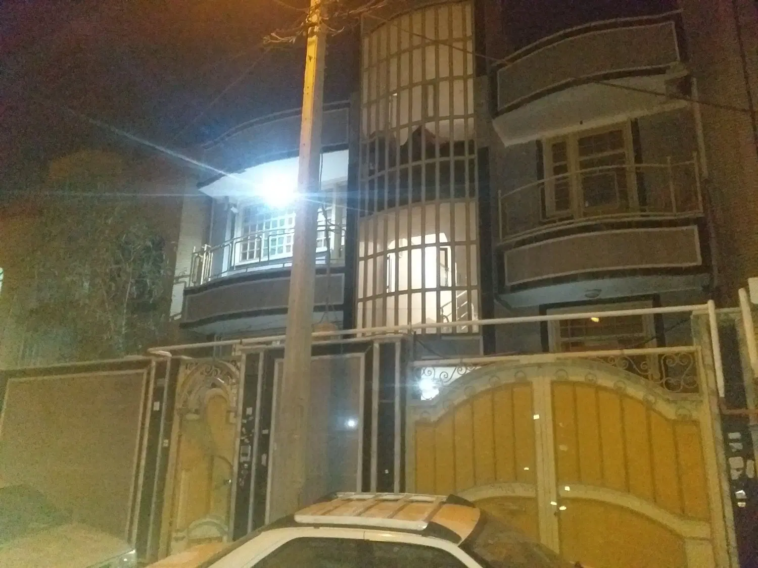 ویلایی دوطبقه زیباشهر صدرا۷