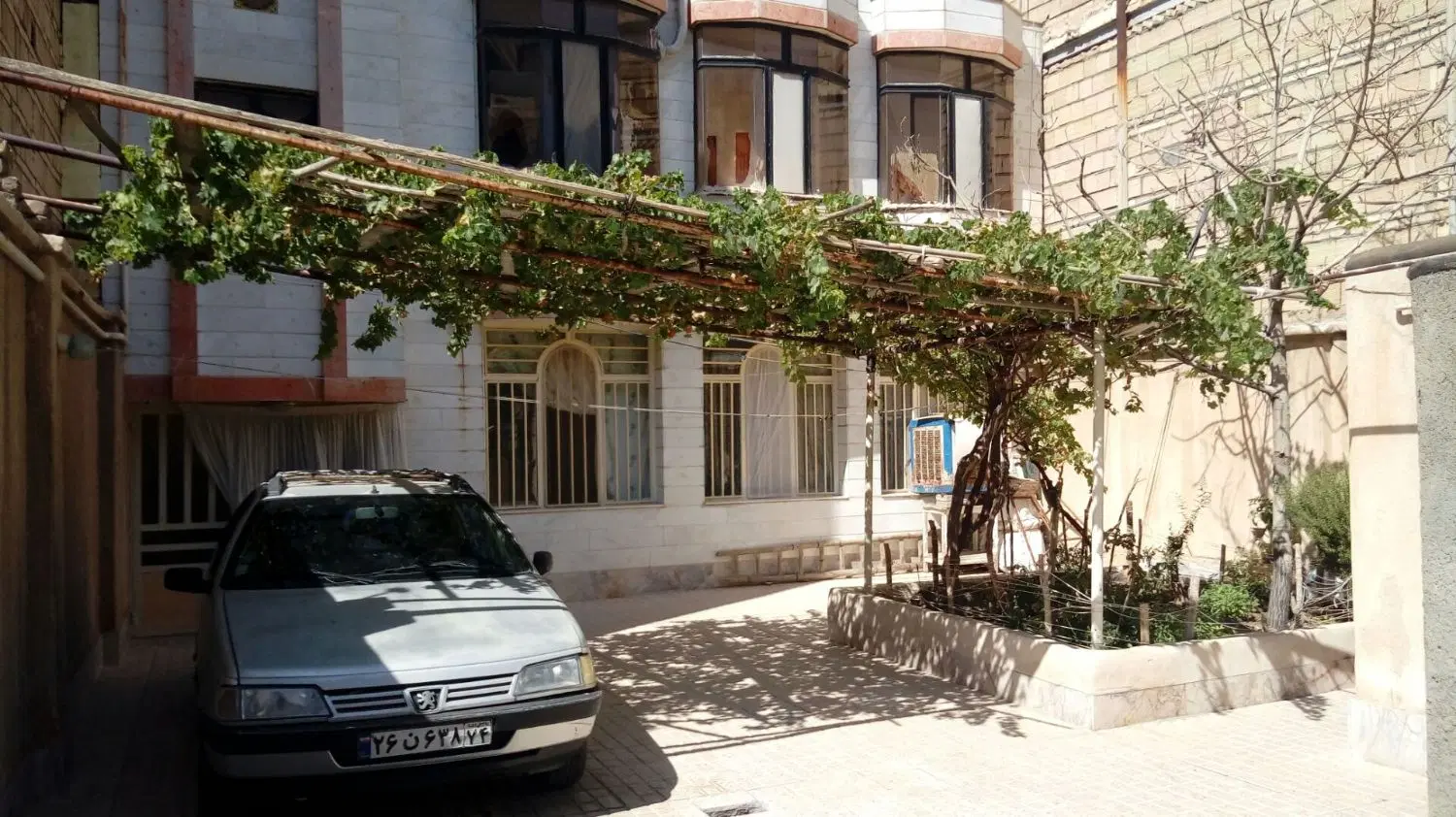 منزل مسکونی