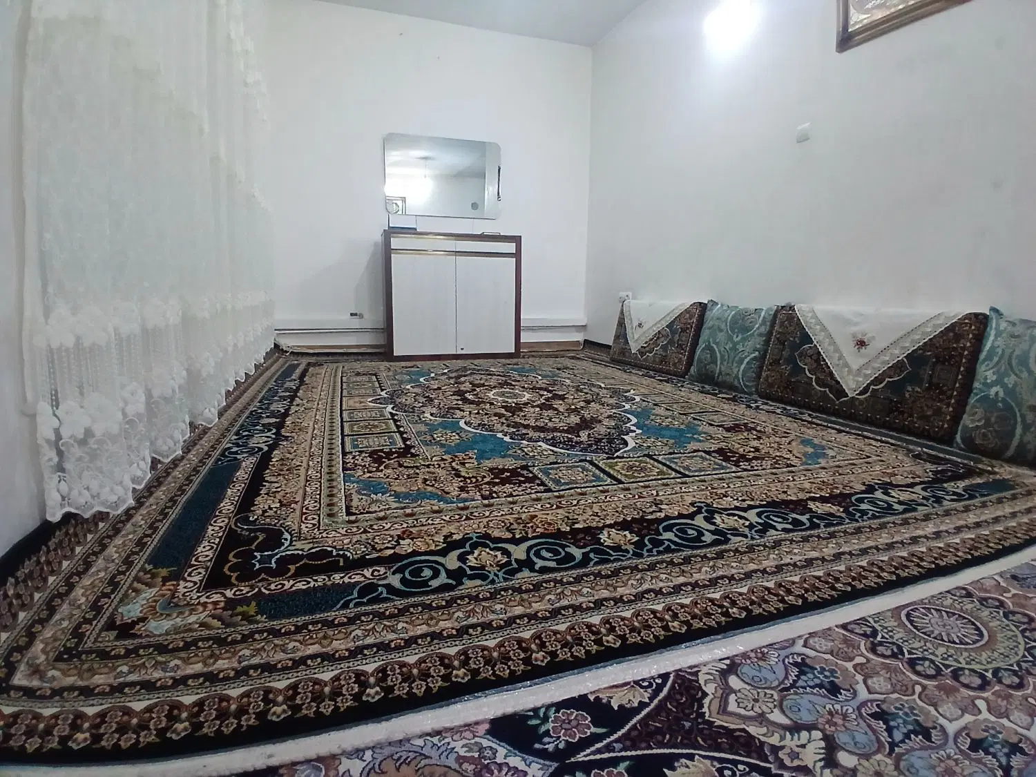 یک باب منزل ویلایی در وحیدیه