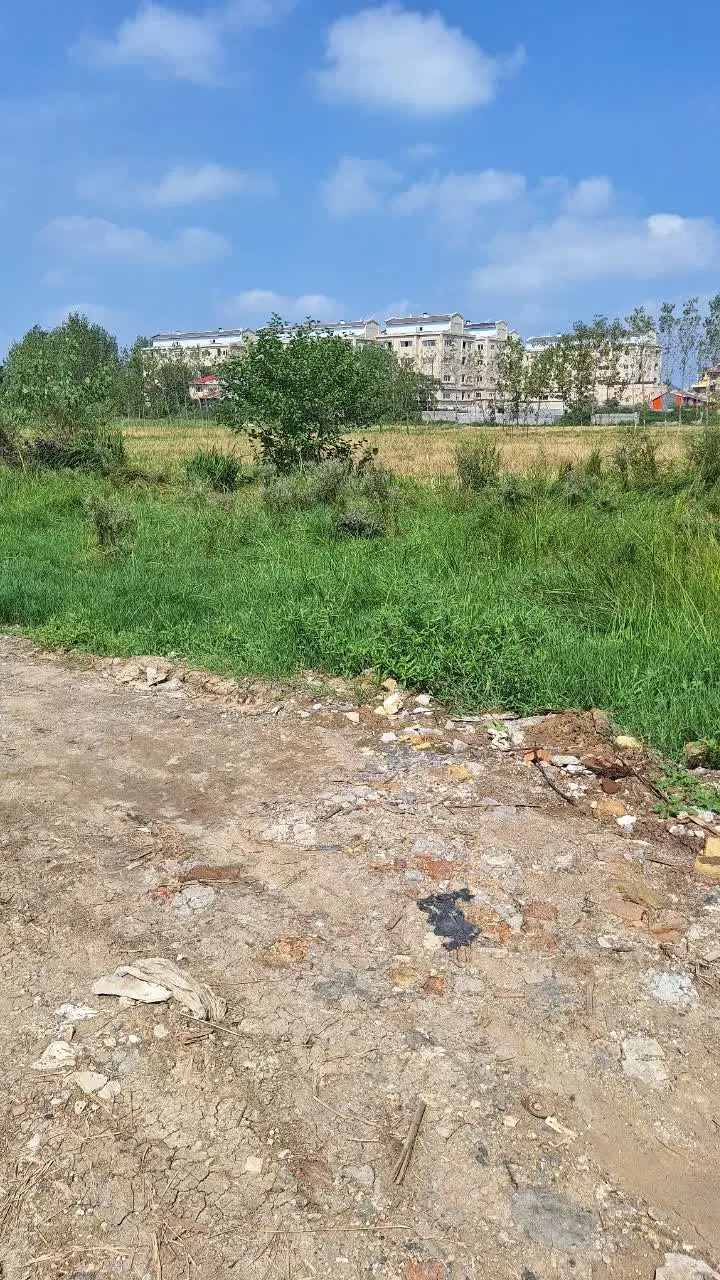 ۲۰۰متر زمین .درحال پیشرفت .کوی زمان
