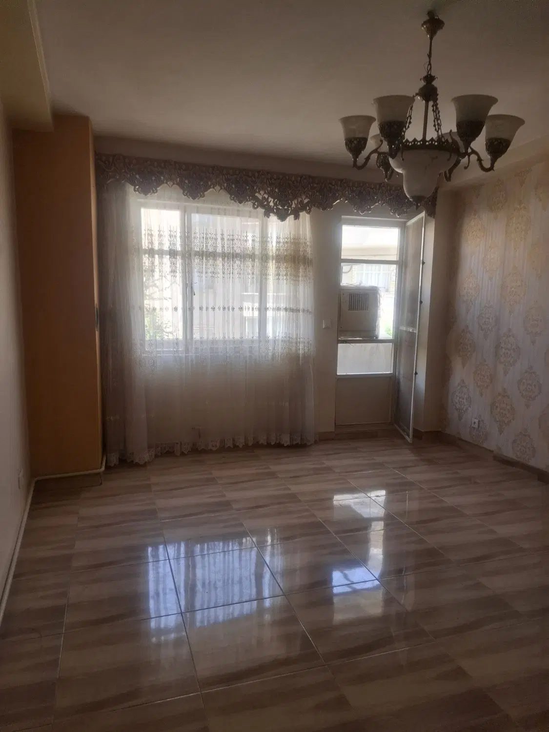 رهن کامل ۵۵ متر اندیشه املاک دهکده