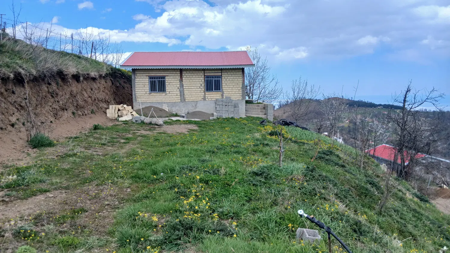 ۶۵۰متر خانه و محوطه ییلاق دولی سر