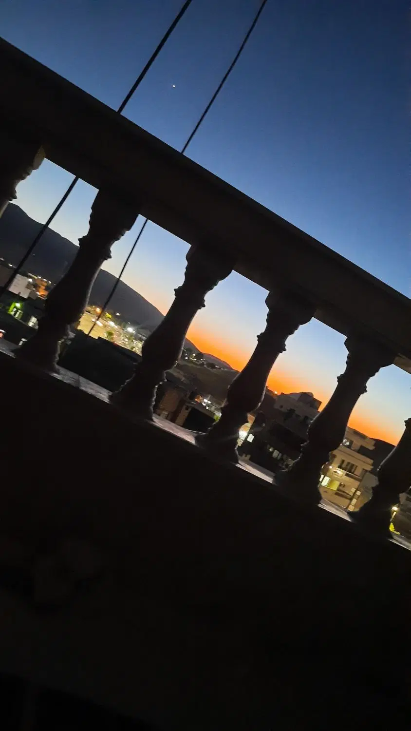 واحد ۲۰۰ متری ۳ خوابه  تک واحدی