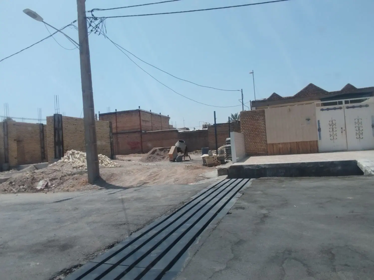 زمین ۲۸۰ متری کوی شهدا خ کارگر