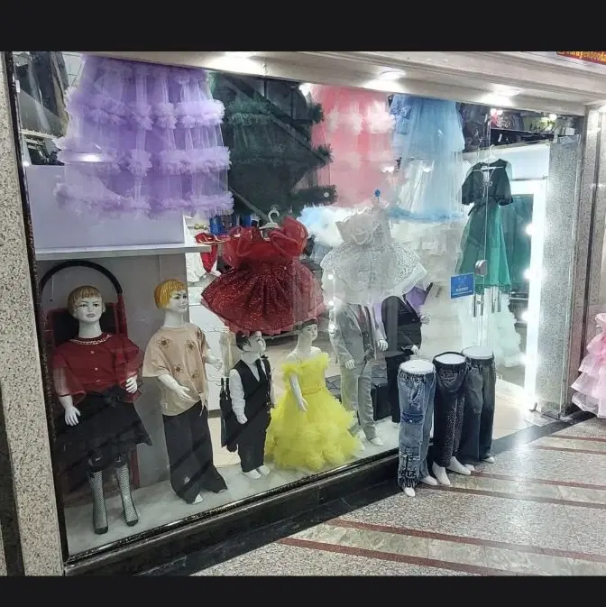 مغازه۳۲ متری بحر خ سعدی شهرک وایین