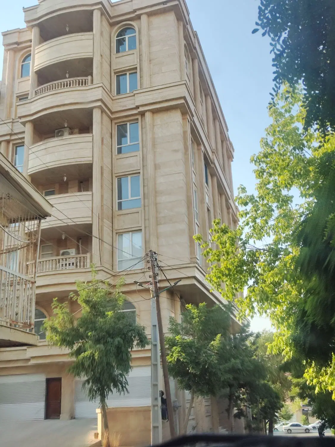 اپارتمان 125 _ 3 خوابه _ متخصصین
