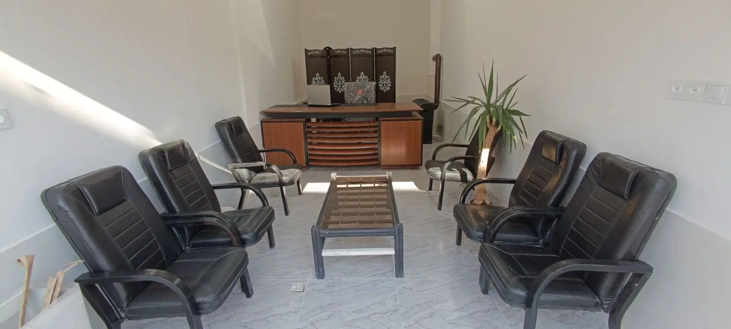 رهن و اجاره مغازه حاشیه رسالت ۱۶۸