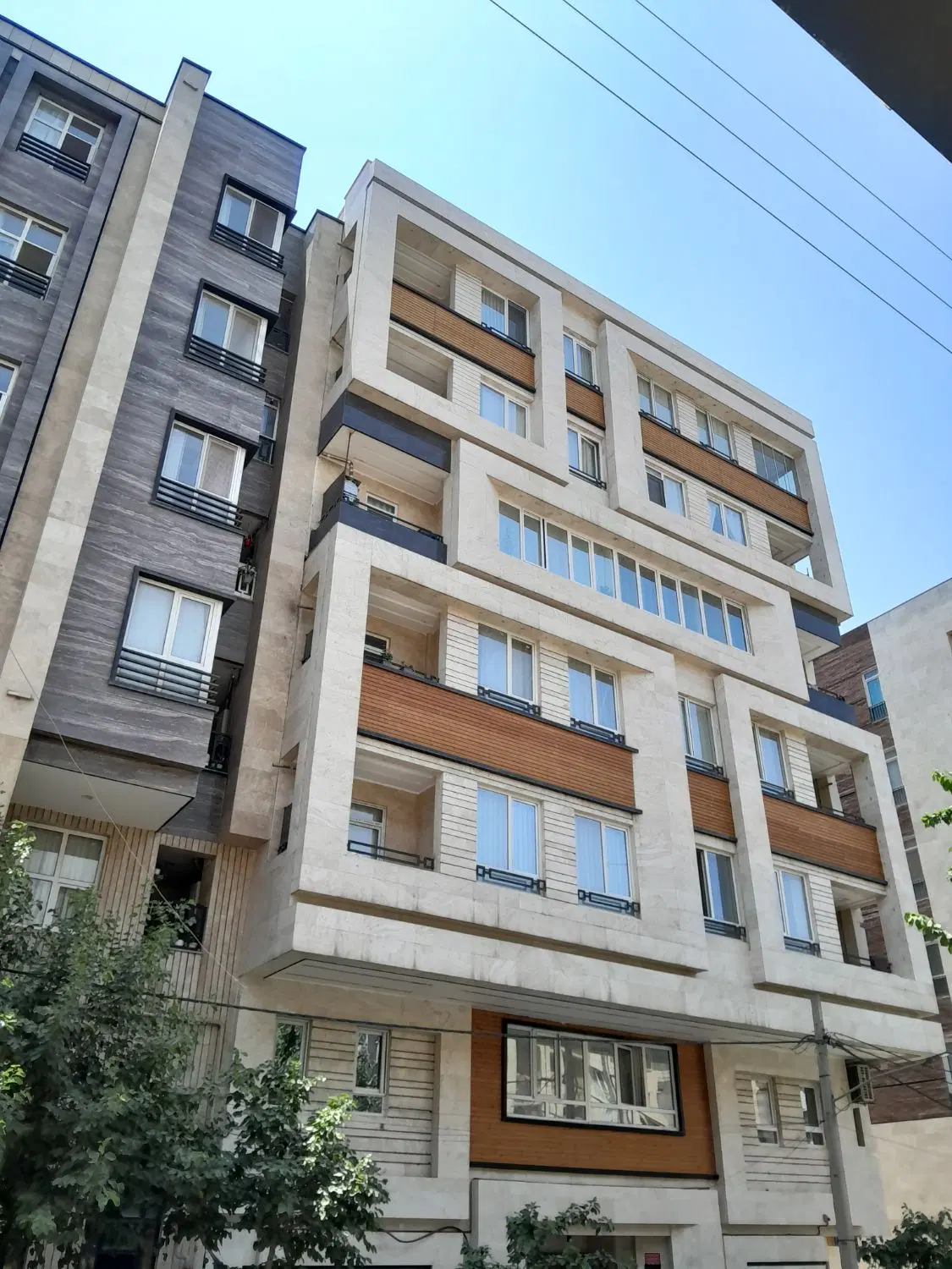 آگهی فروش آپارتمان مسکونی 140 متری