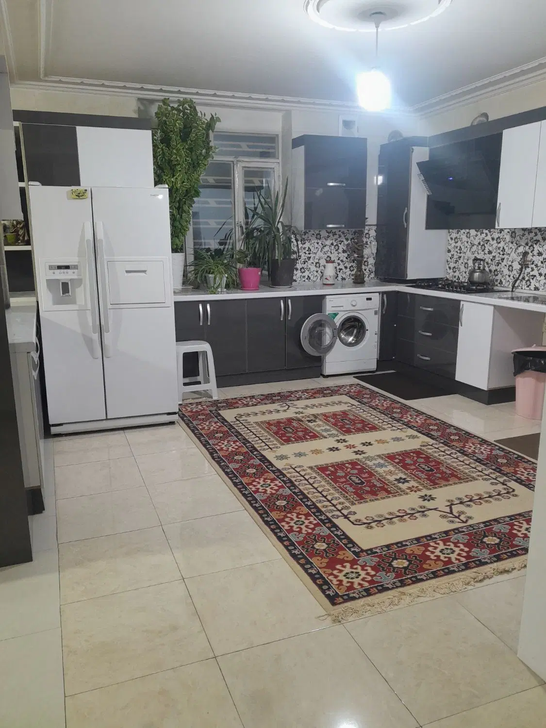 منزل مبله در صدرا