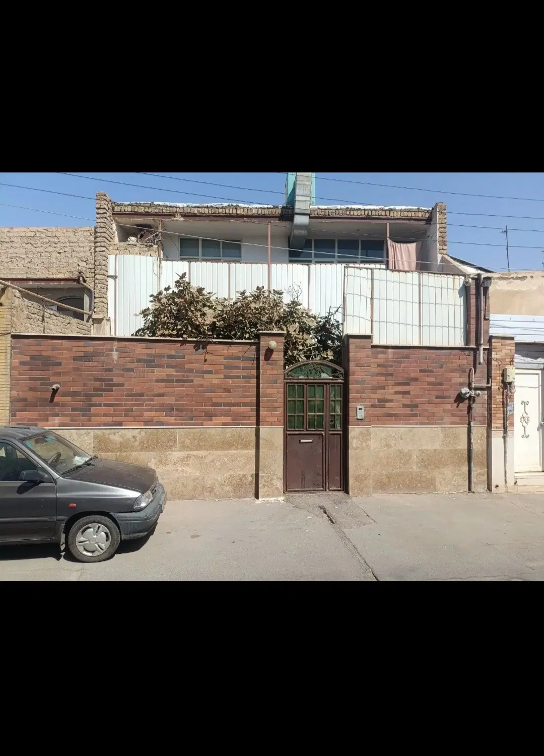 ویلایی۱۰۰ متر _ شهرک امام حسن_ همکف و بالا