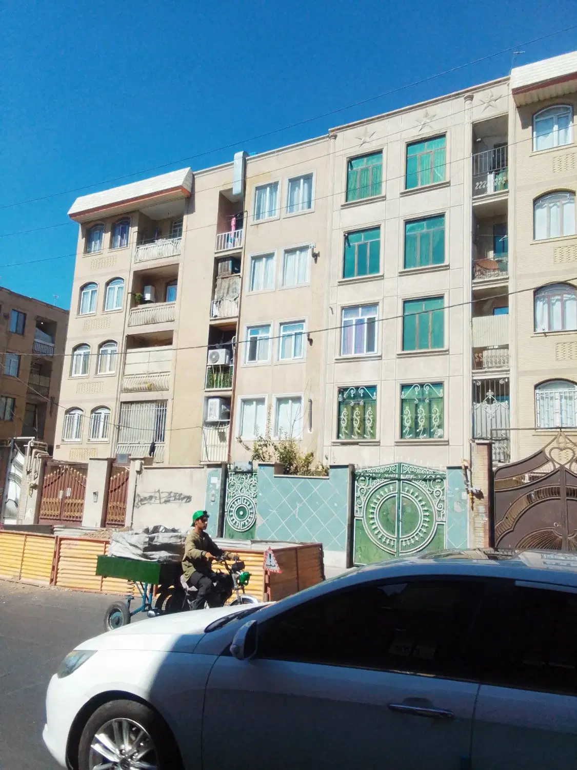 اجاره واحد ۶۰ متری
