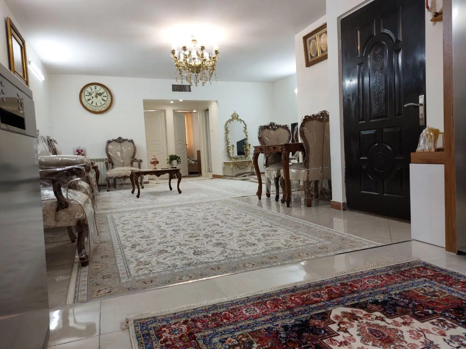 فروش 85 متری تک واحدی با پارکینگ اصلی_نقشه مربع