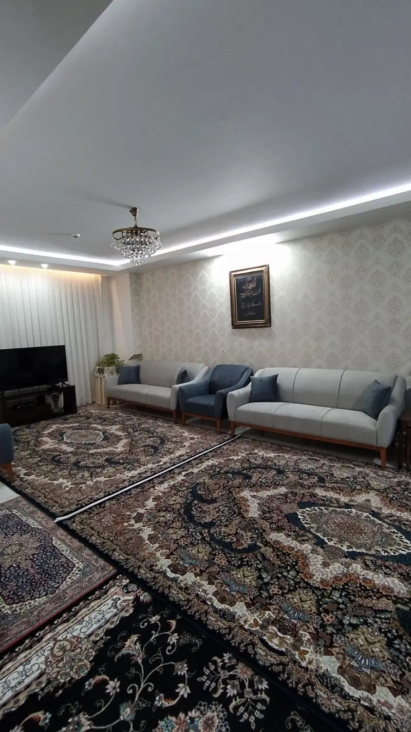 فروش واحد ۹۳ متری ( فول امکانات )
