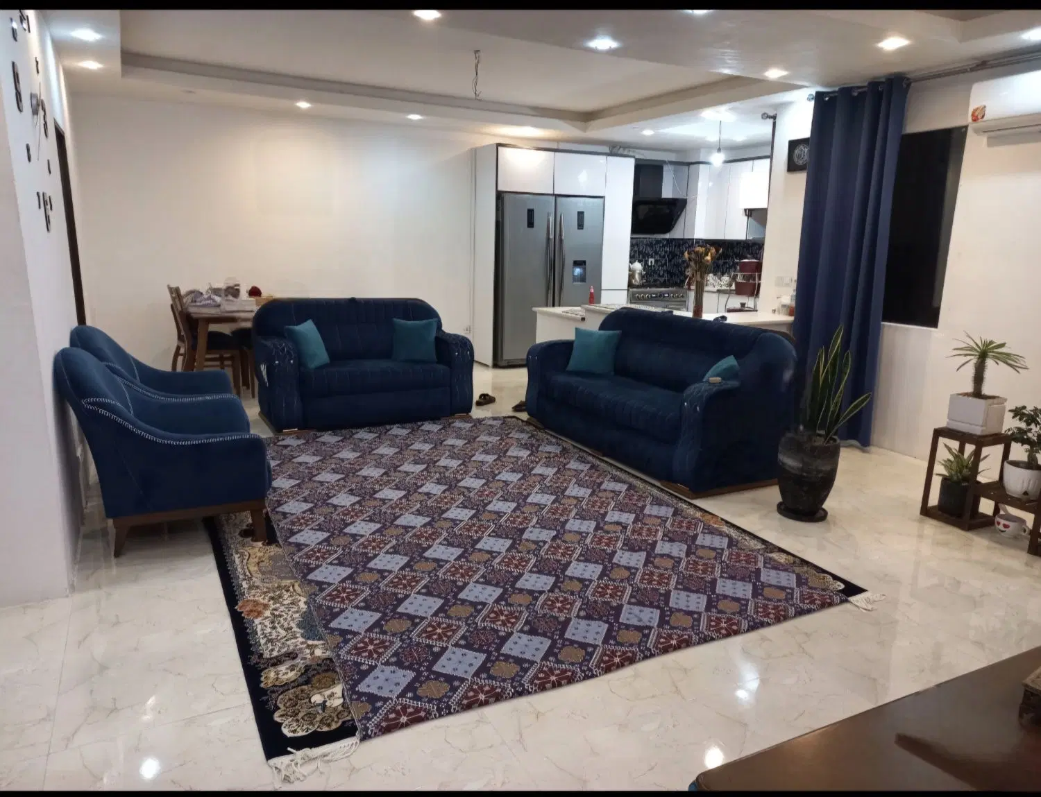 آپارتمان ۱۰۰ متری