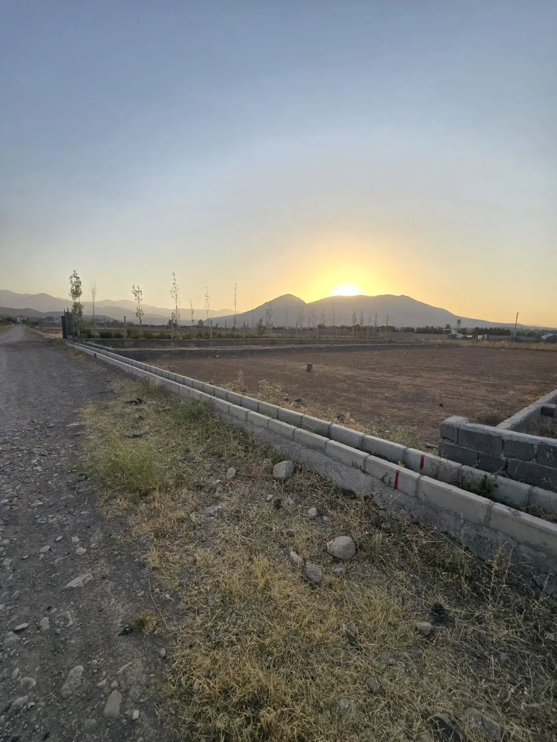 زمین فروشی ۷۰۰ متر