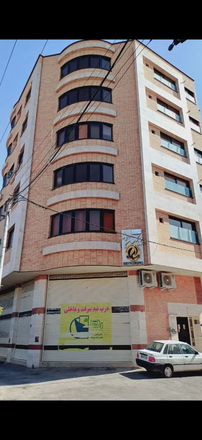 واحد اداری ۷۶ متری امام خمینی
