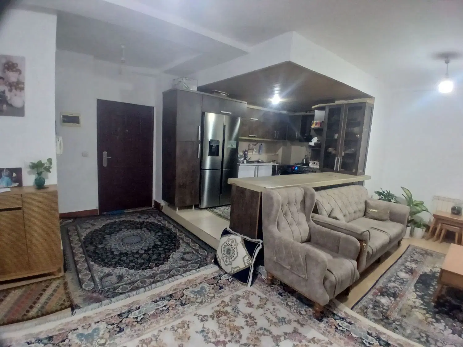 رهن واجاره آپارتمان دوخوابه نزدیک مرکزشهر