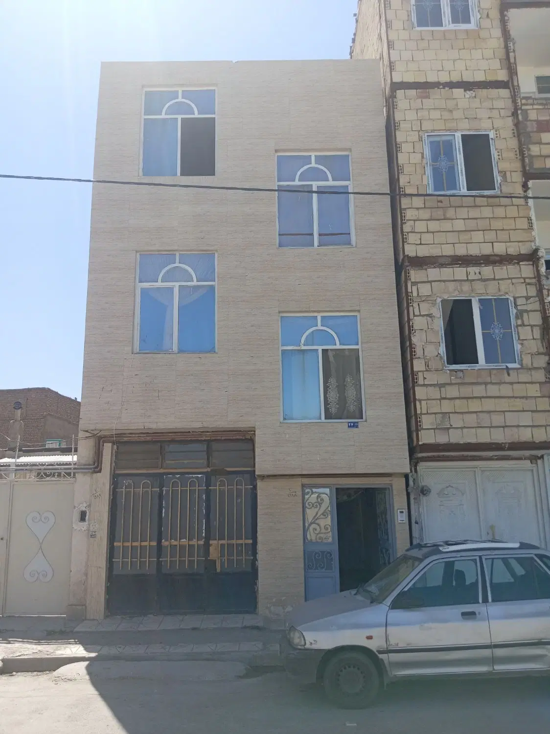 خانه دو طبقه فروشی