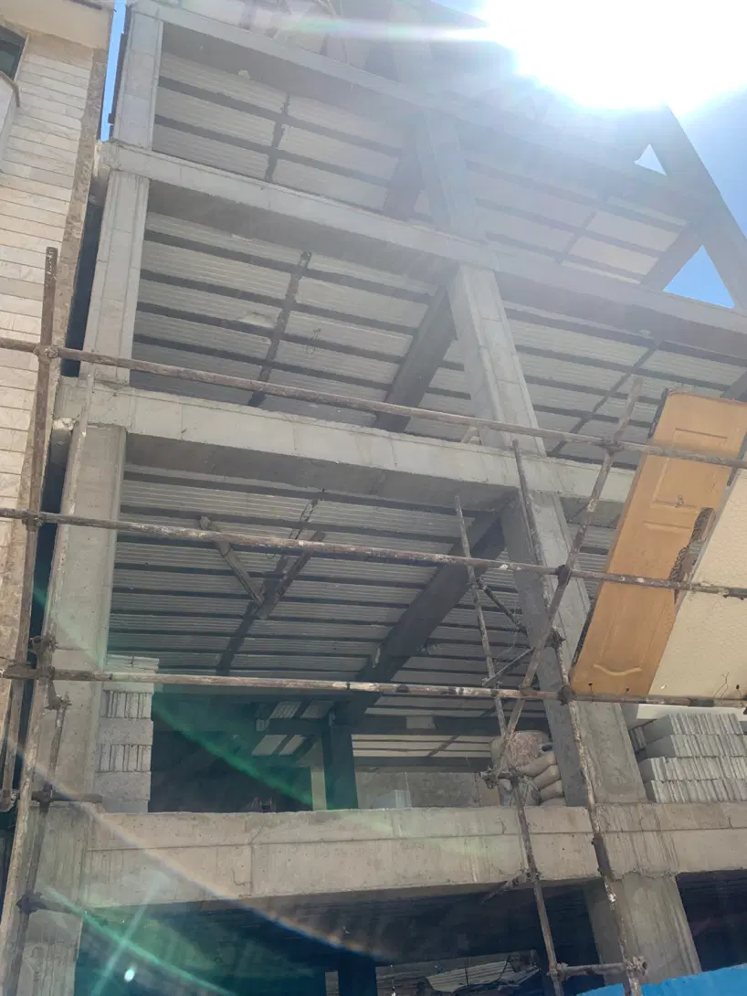 واحد آپارتمان پیش فروش در نازی آباد