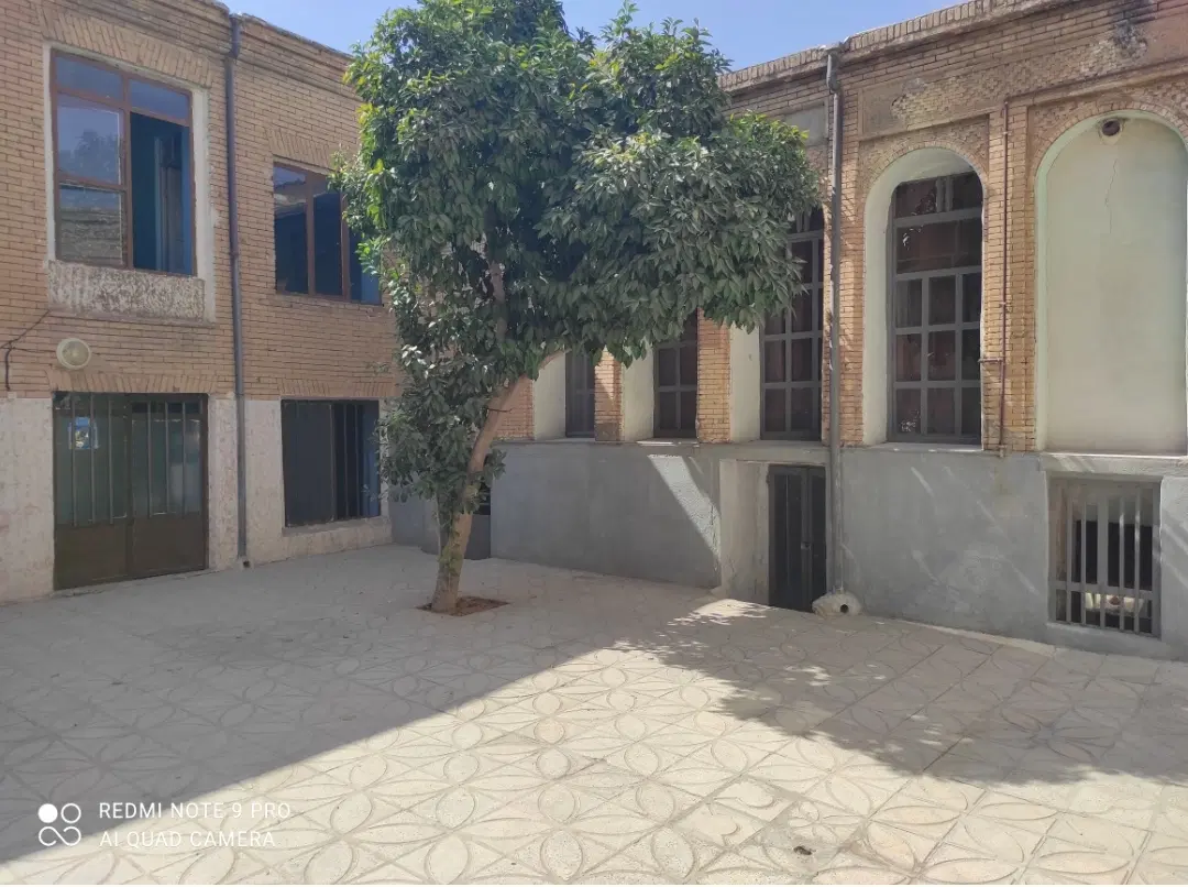 اتاق تمیزومرتب اجاره ای خیابان حسینی قدیم ۸