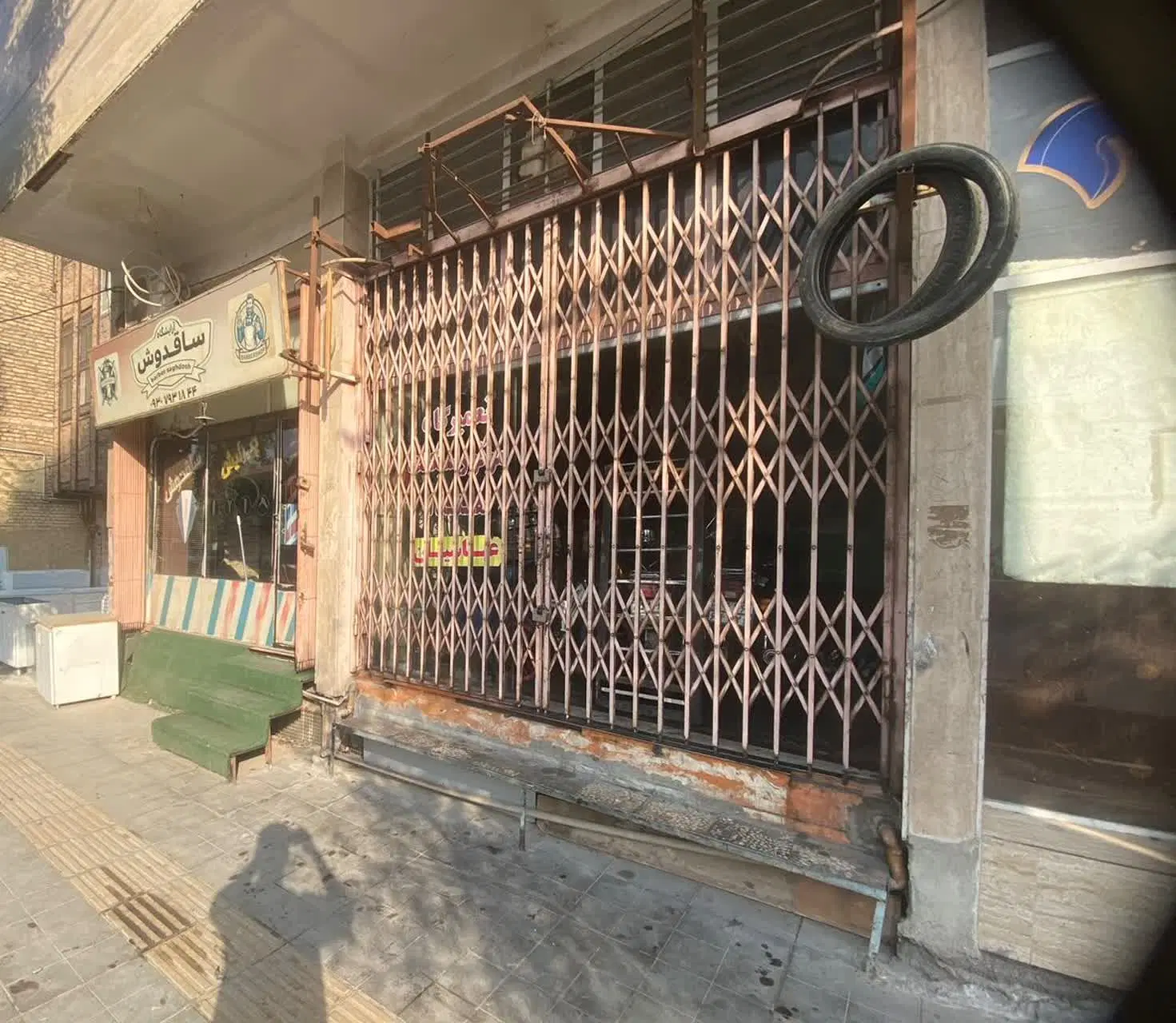 ملک دونبش تجاری‌مسکونی قم  بلوار آیت‌الله کاشانی