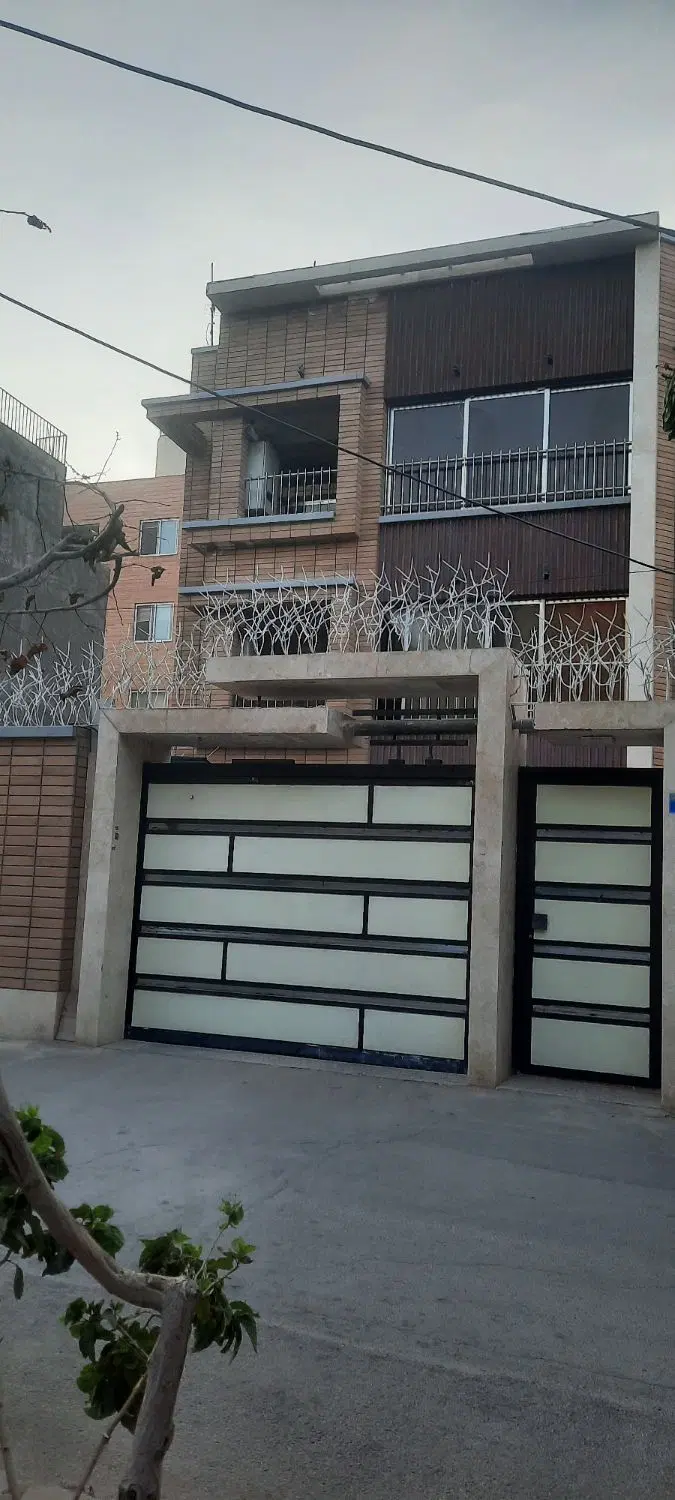 آپارتمان ۱۰۸ متری دو خواب فول امکانات