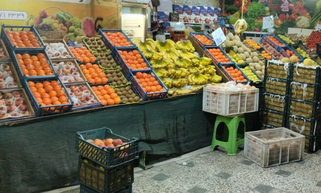 واگذاری مغازه میوه فروشی با دخل حداقل ۳۰