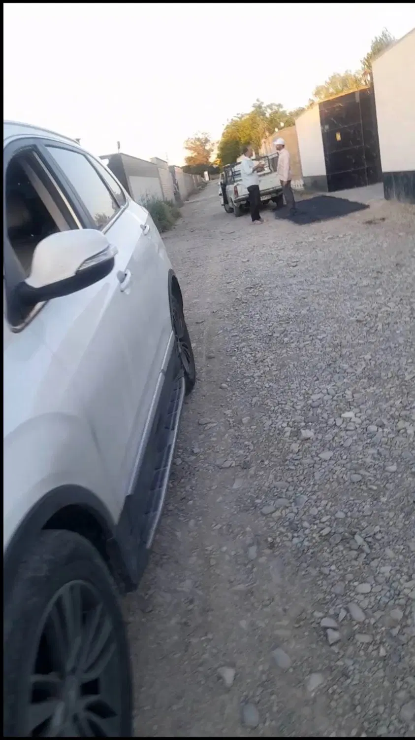 زمین چهار دیواری شهرکی