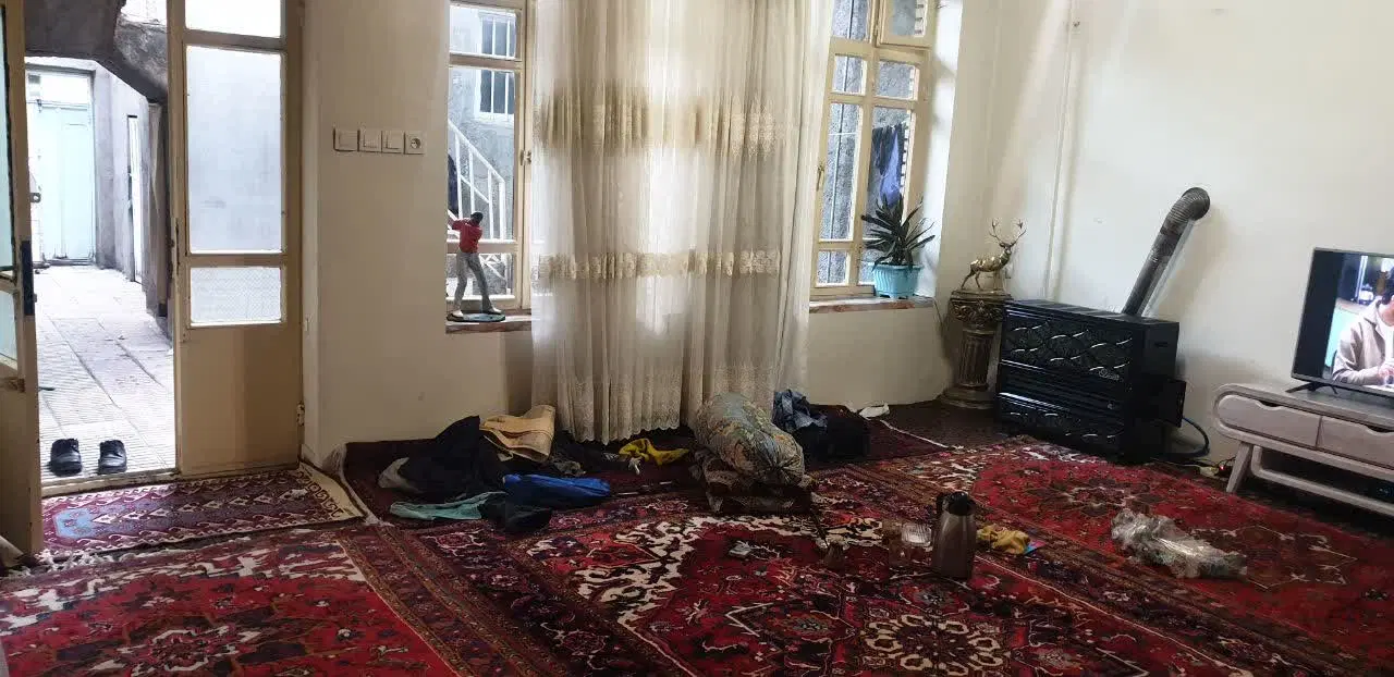 حیاط دربست دوطبقه رهن و اجاره