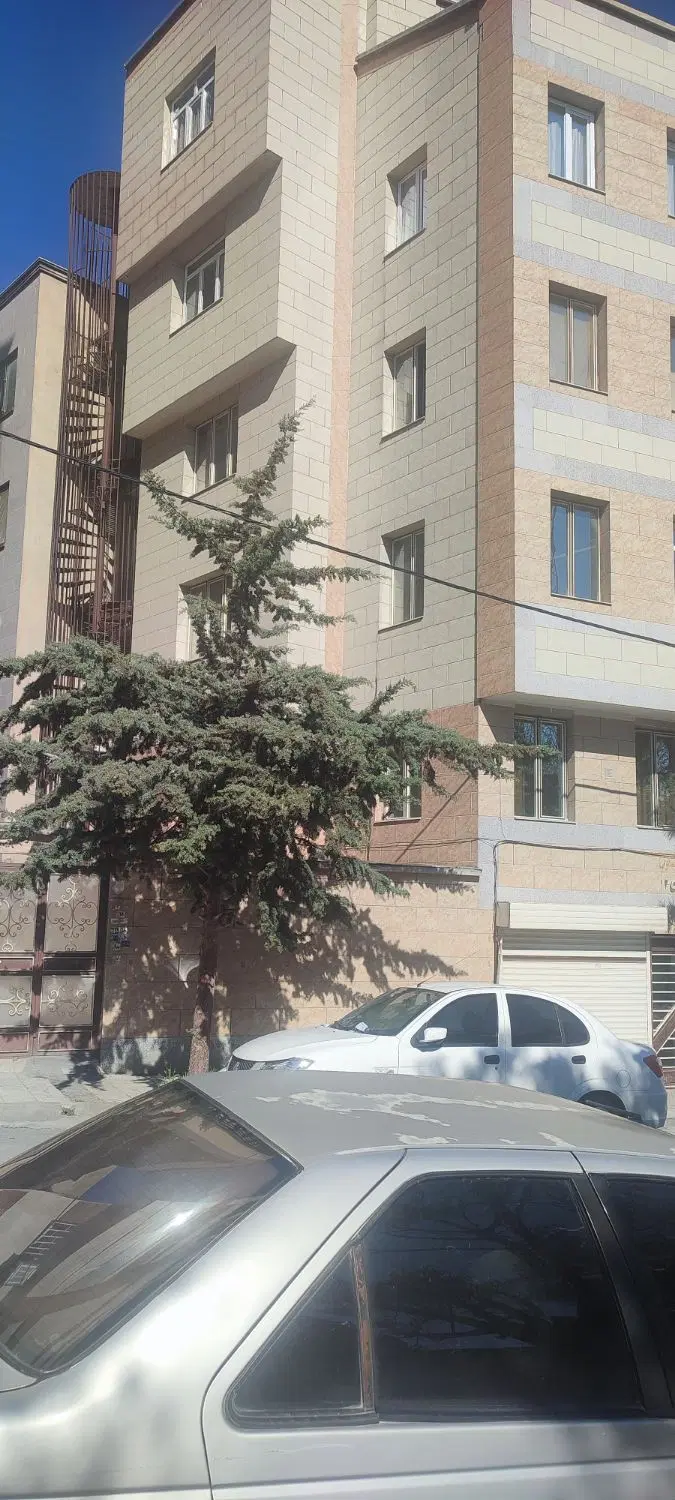 آپارتمان ۲ خوابه