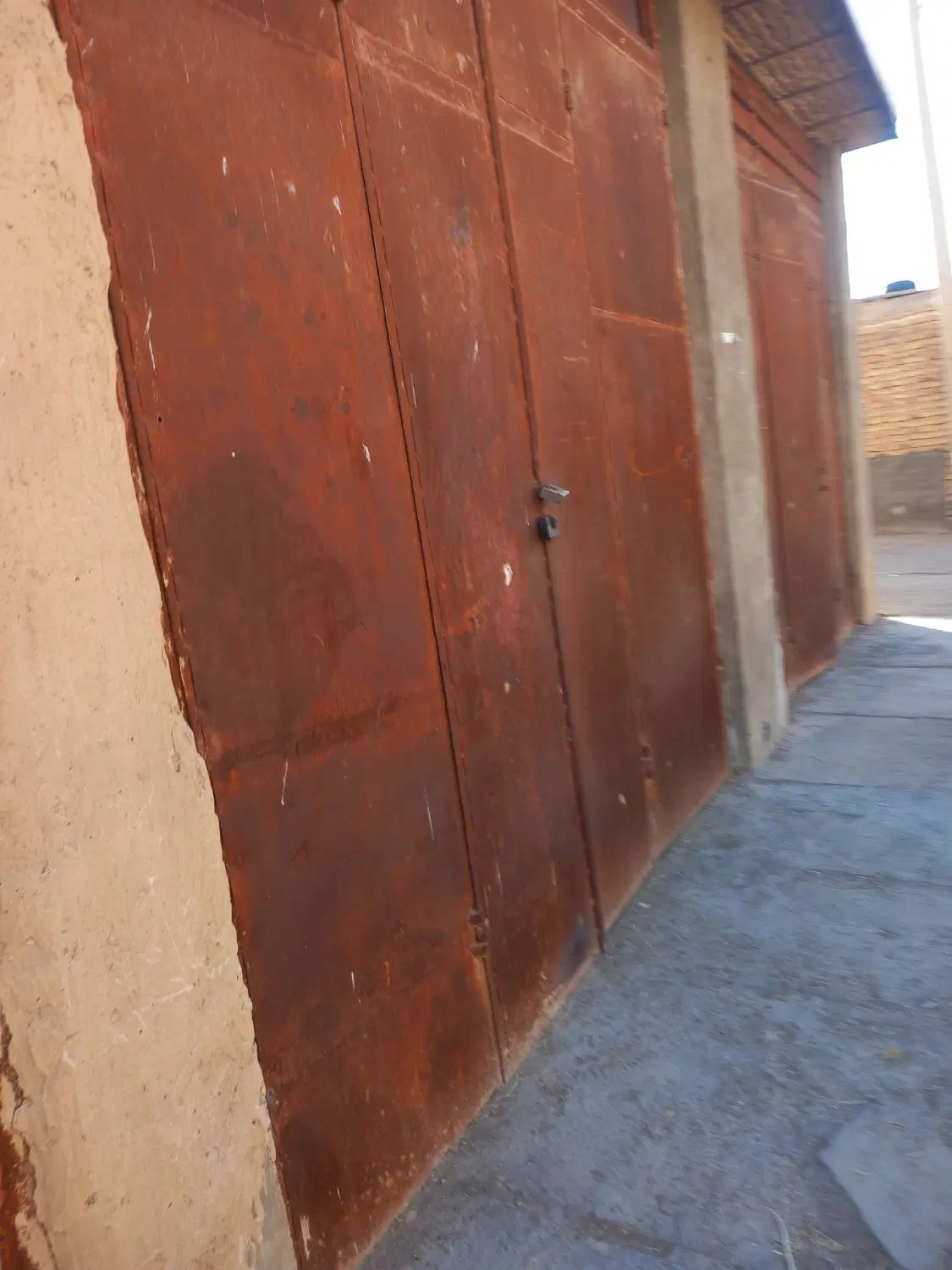 دو دهنه مغازه در نوبندگان
