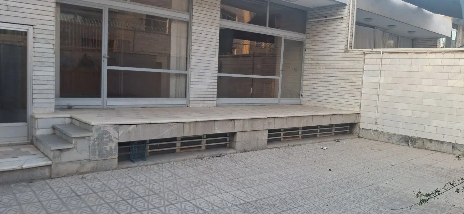 معاوضه منزل ویلایی 200 متری خیابان پروین