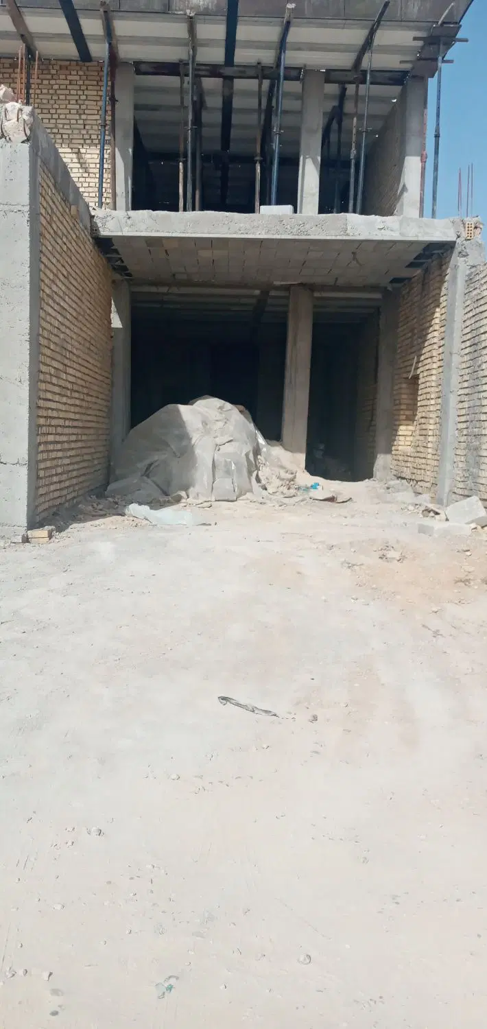 فروش فوری طبقه همکف