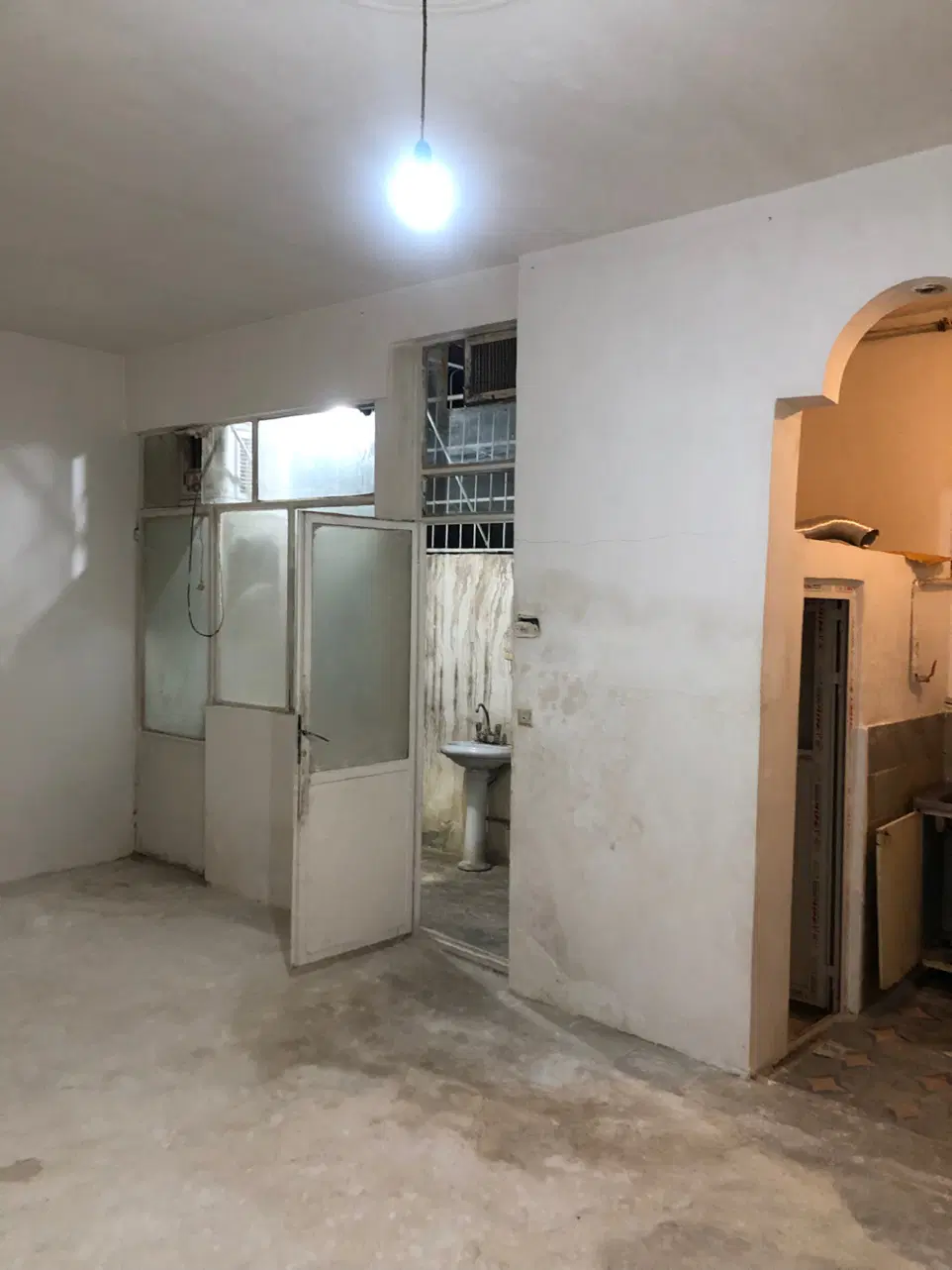 خانه 45 متری ویلایی حیاط دار تخلیه اجاره فوری کد83