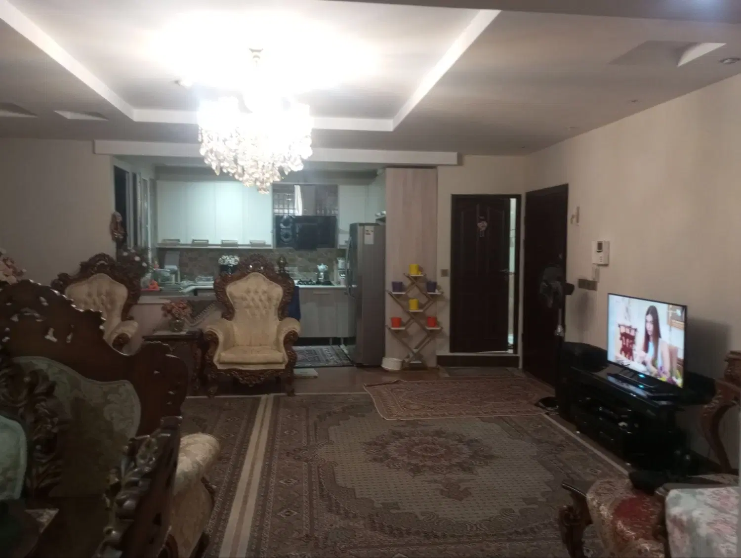 102 متر دو خواب میثاق پنجم ( مولن روژ)