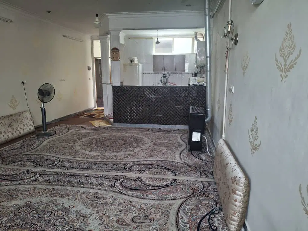 خیابان آزادی کوچه نقدی طبقه بالا راه جدا