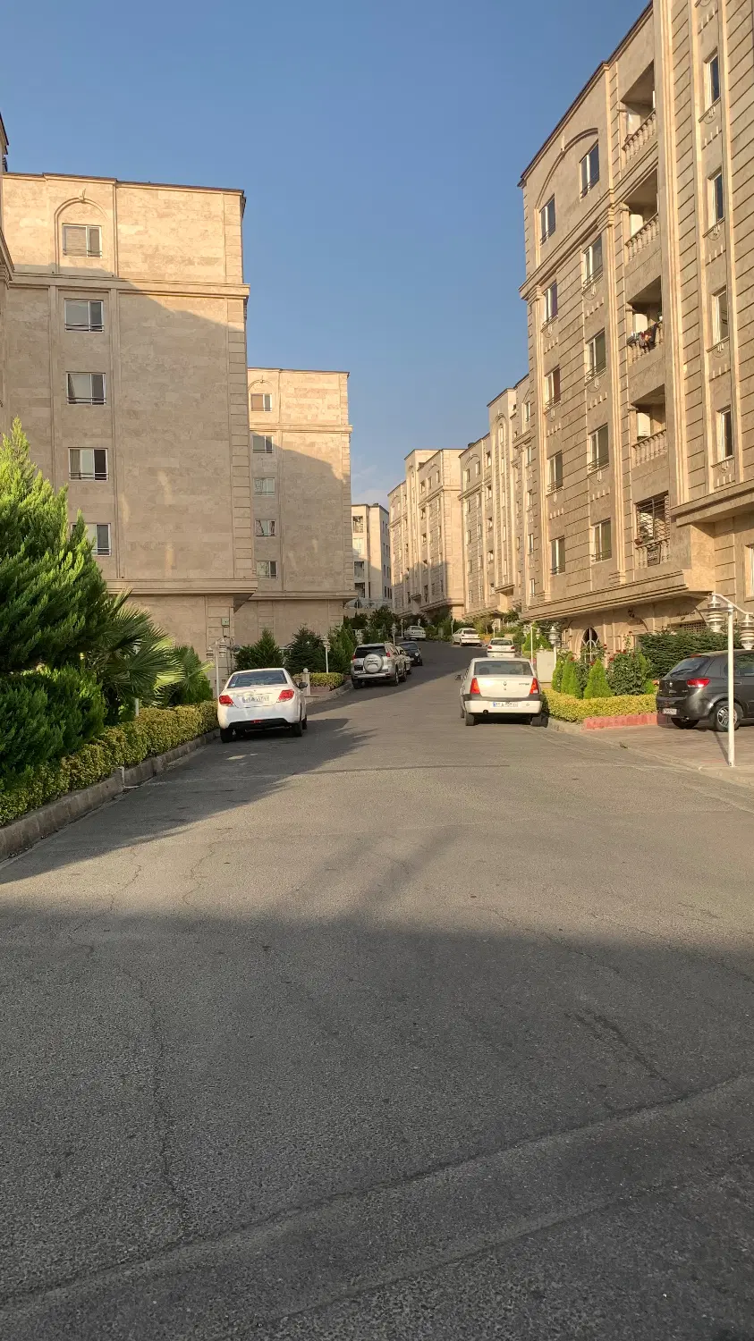 ۸۷ متر دو خواب یاس هیلز