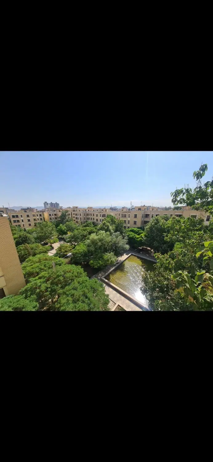 مجتمع اسکان ۱۰۰ متری