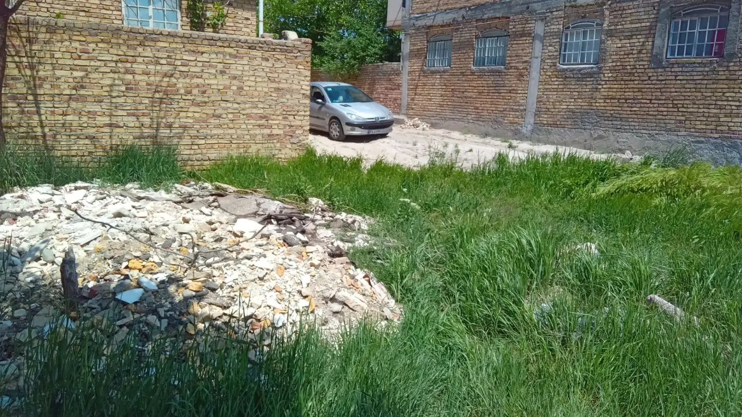 زمین درمشک اباد